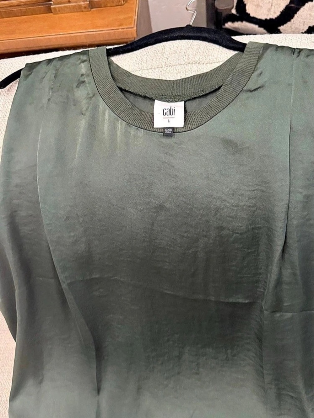CAbi Complete Green Sleeveless Top Size Large - Like New